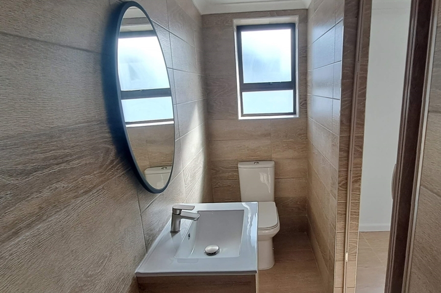 3 Bedroom Property for Sale in Kabega Park Eastern Cape